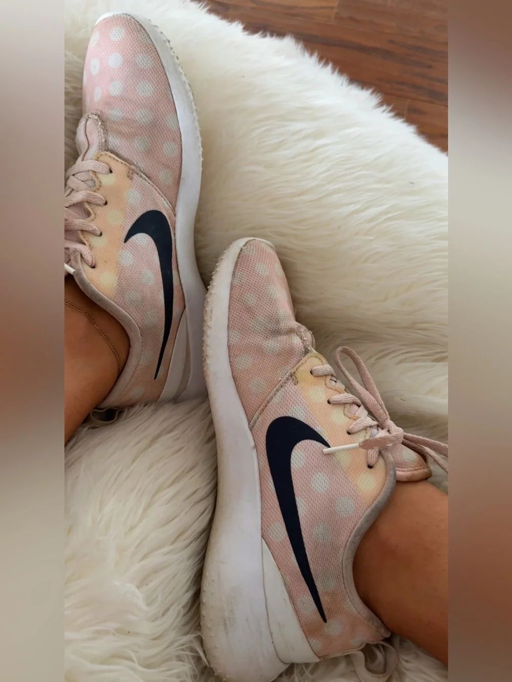 Nike Women's Pastel Pink Polka Dot Sneakers